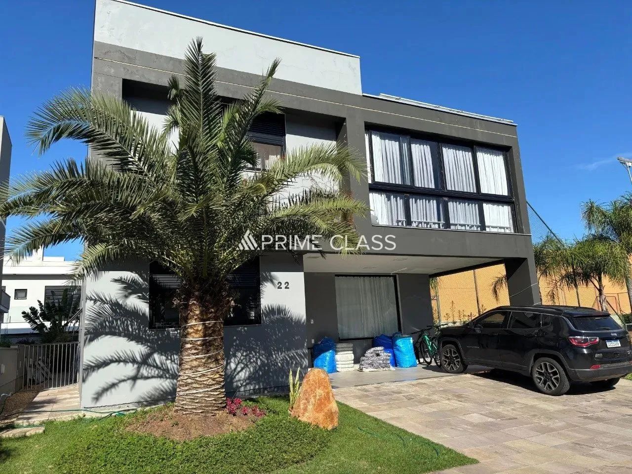 Sobrado em condominio Portofino com 4 dormitórios sendo 3 Suítes - Bairro Marechal Rondon,