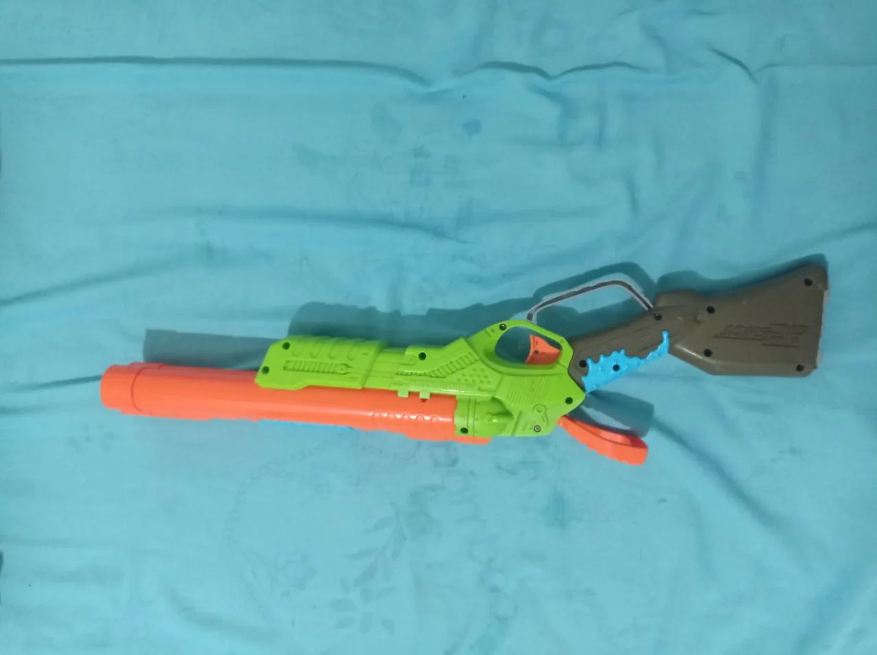 Lançador de Dardos Zombie Strike - Foto 4