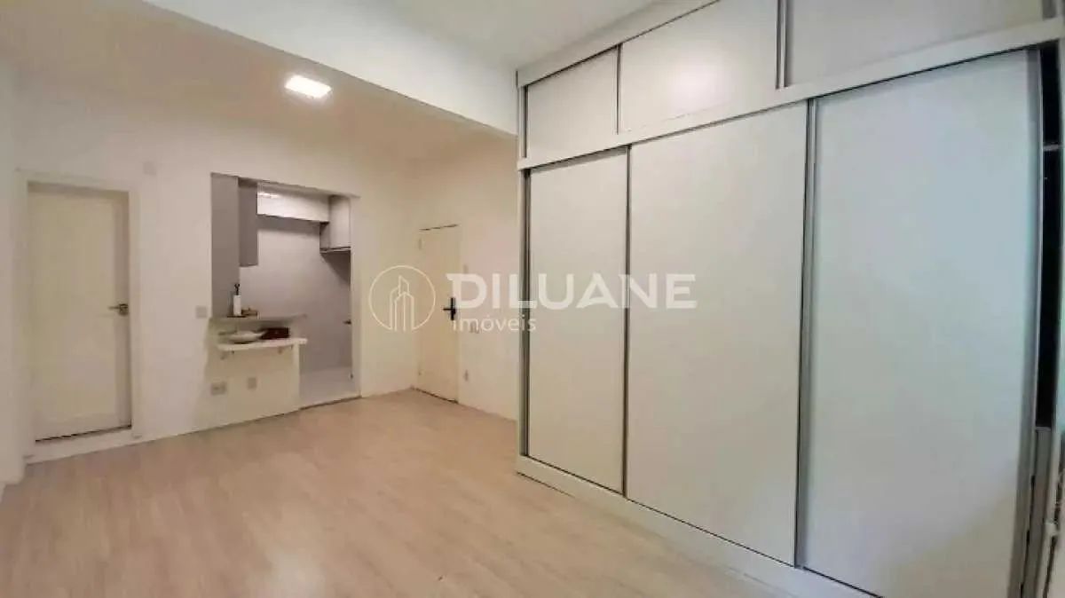 Apartamento : / Residencial / Copacabana