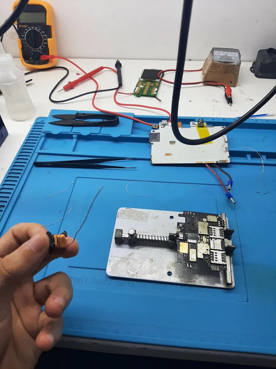 Assistência técnica para reparos de aparelhos celulares e tablets - Foto 5