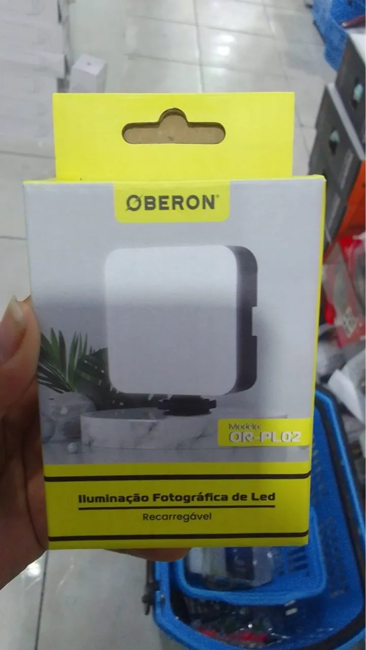 Iluminador Fotográfico Led Recarregável Oberon OR-PL02