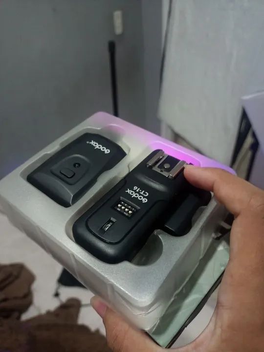 Kit Iluminação Fotografia - Softbox + Refletor + Tripé - Foto 3