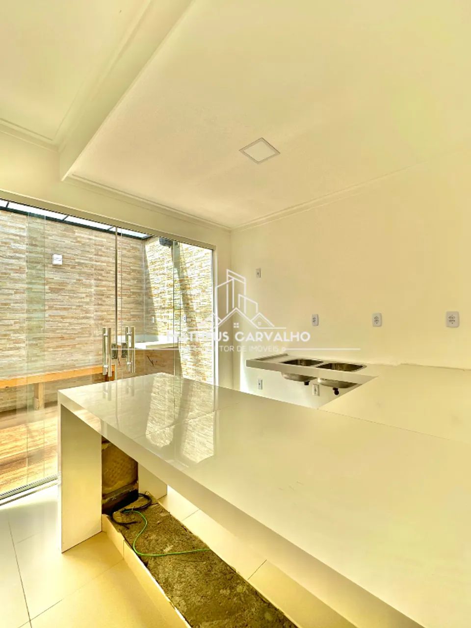 Casa Nova, Moderna e Recém reformada no SIM | 3 Quartos, Suíte e Gourmet com Hidromassagem - Foto 5