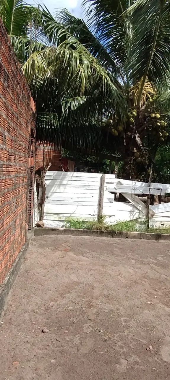 Terreno murado, com area construída  - Foto 3