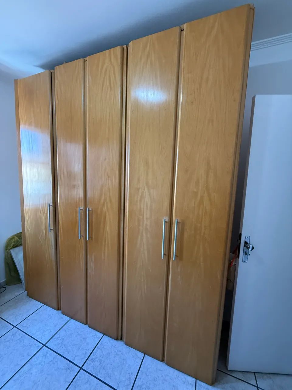 Closet de madeira