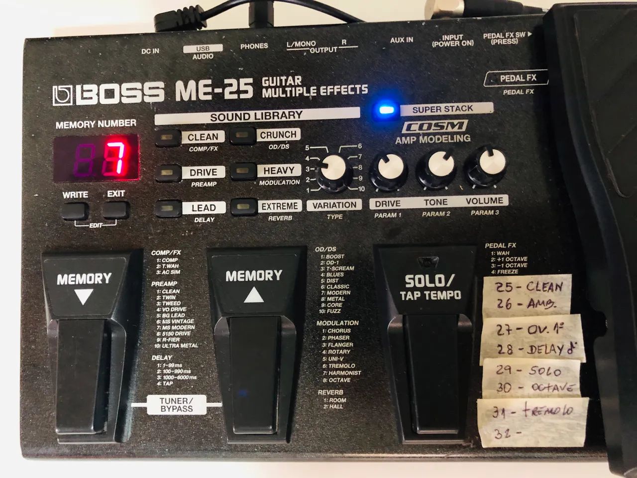 Pedaleira Boss ME25 acompanha softcase - Conservação Excelente