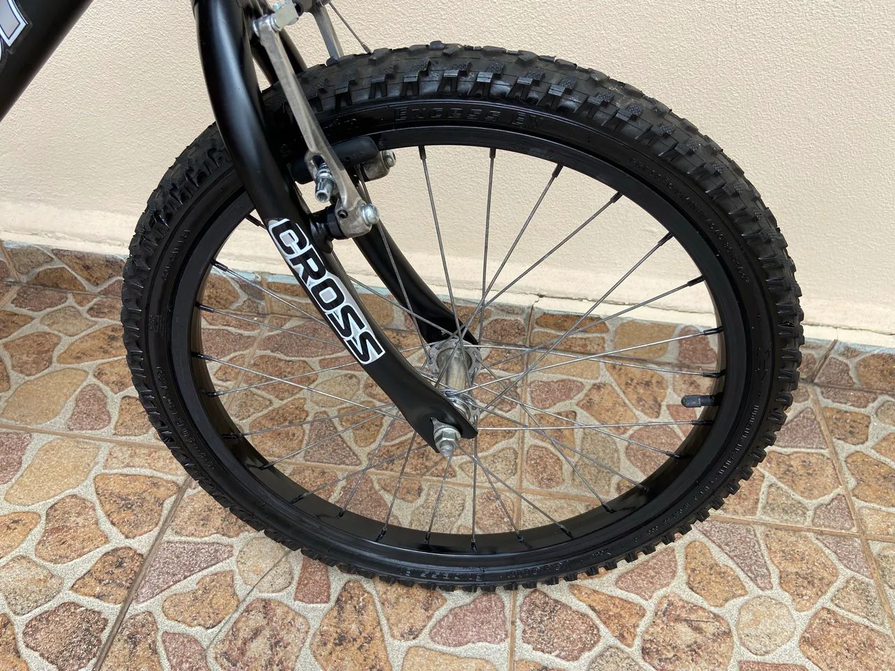 Bicicleta Caloi aro 20  impecável R$ 400.00 - Foto 4