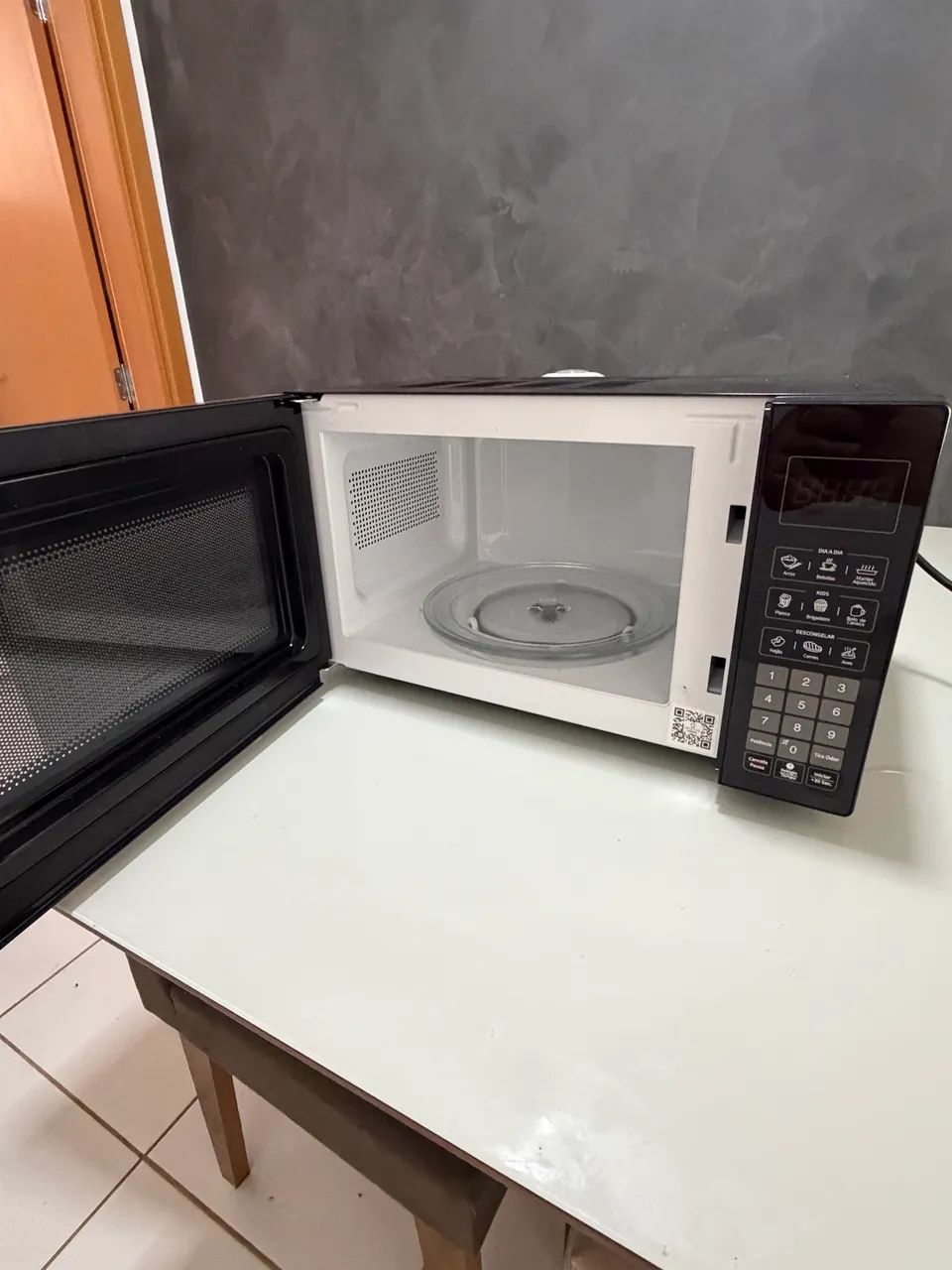 Microondas Mondial MO01 21 B 127V - Foto 2
