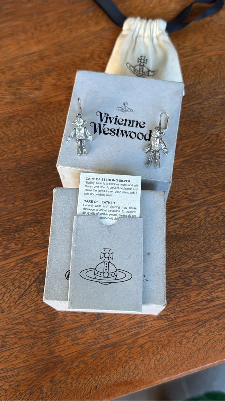 Brincos Viviane Westwood (GRIFE) originais 
