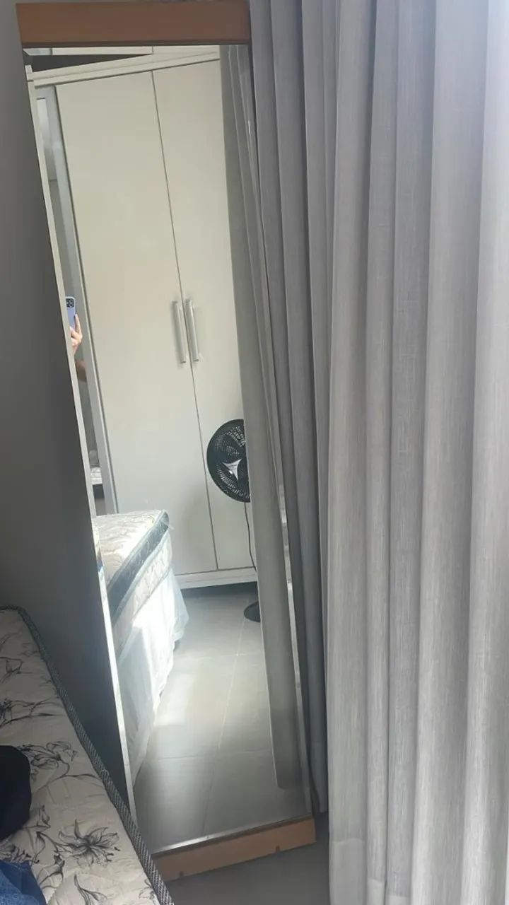 Espelho e Cabide roupas