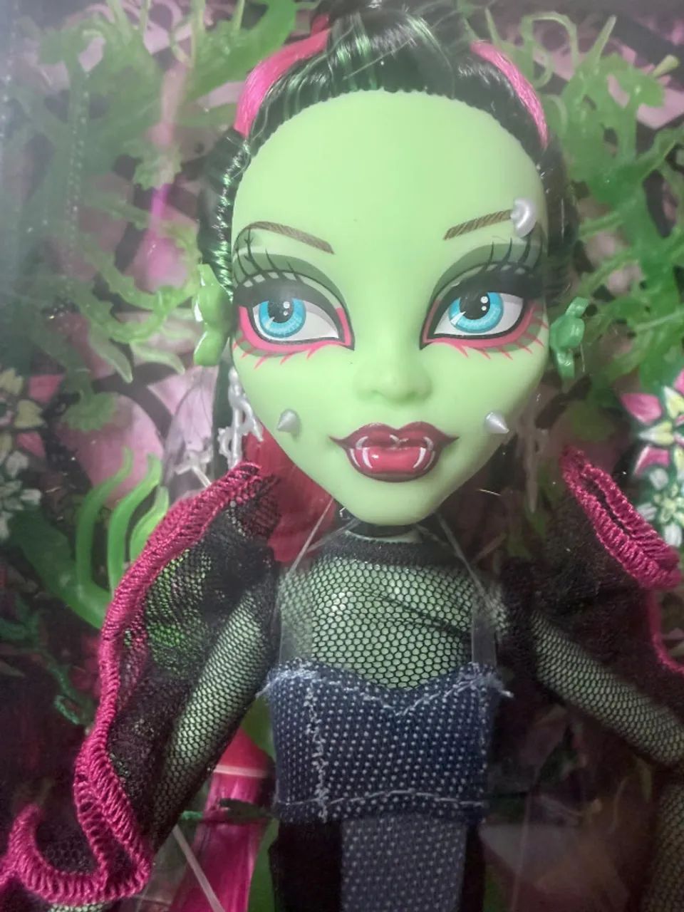 Venus MCflytrap Montser High Skullector Boneca - Foto 3