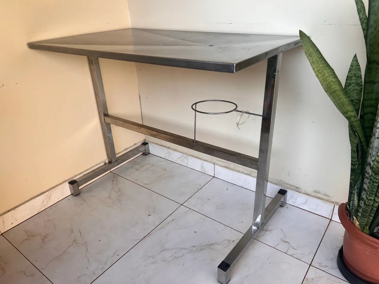 Mesa de atendimento veterinária  - Foto 4