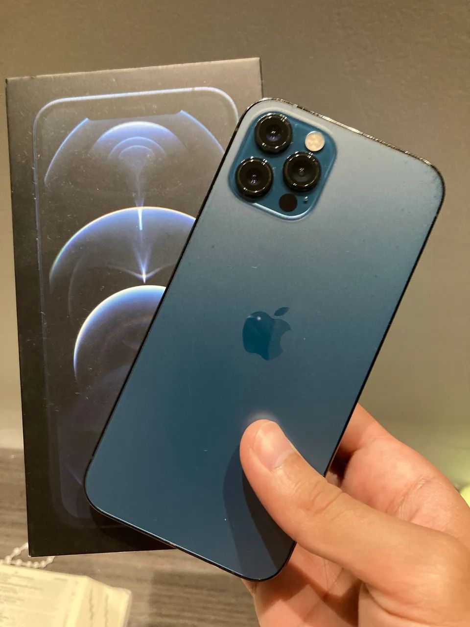 P244 SIMフリー iPhone12 Pro 256GB おまけ付き iPhone 12 Pro｜価格比較・SIMフリー・最新情報 - 価格.com