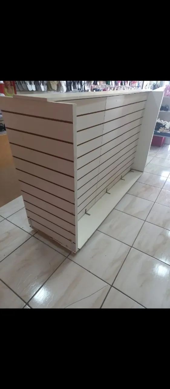 Expositor canaletado 