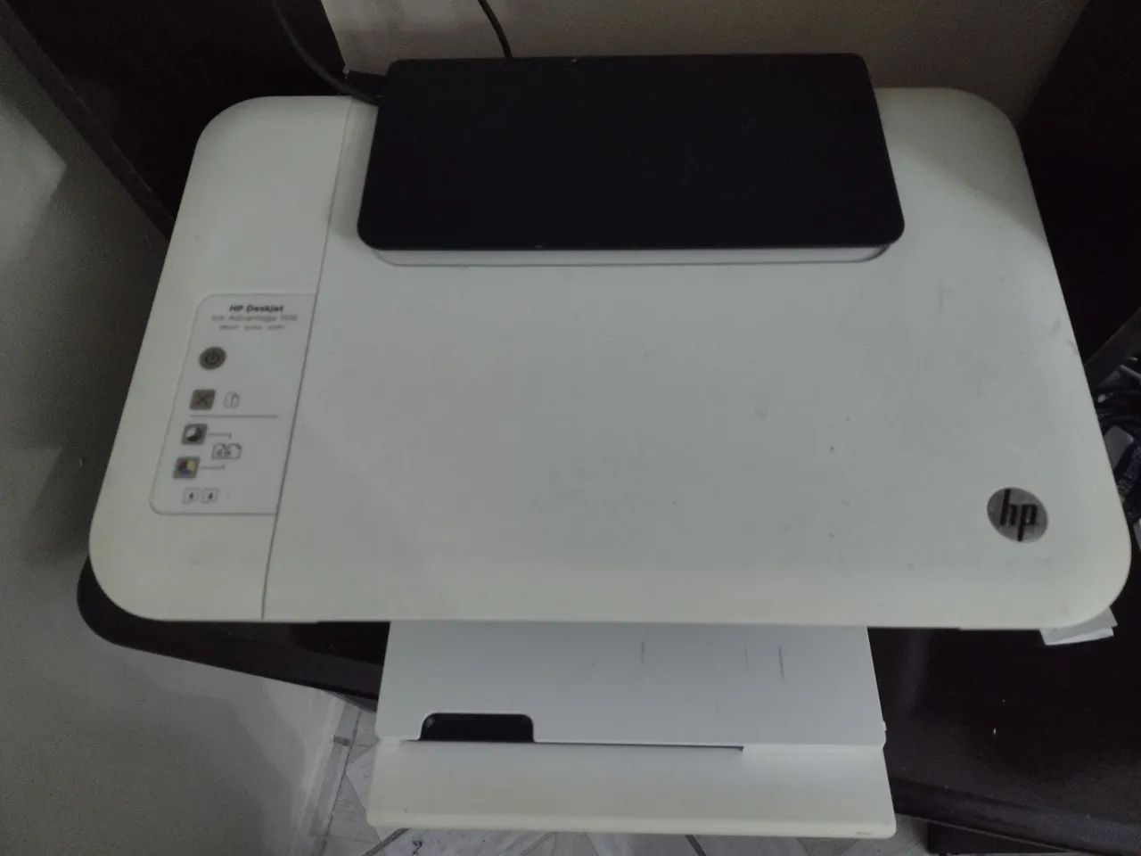 Vendo impressora HP Modelo 662 colorida 