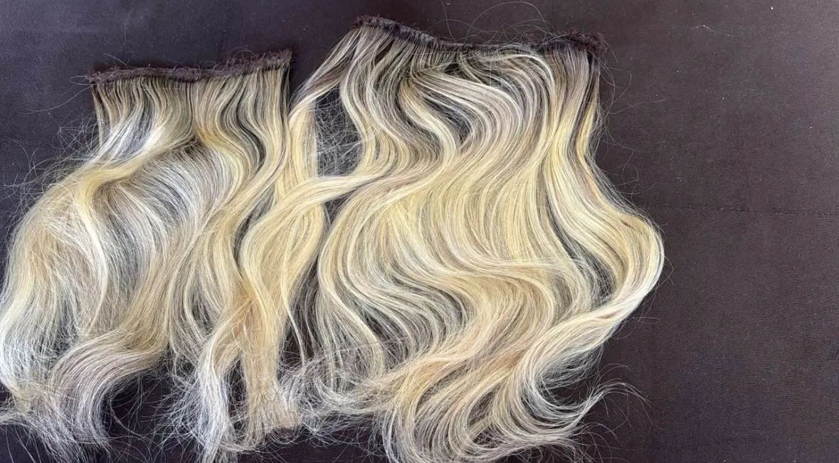 Mega hair loiro duas telas  - Foto 2