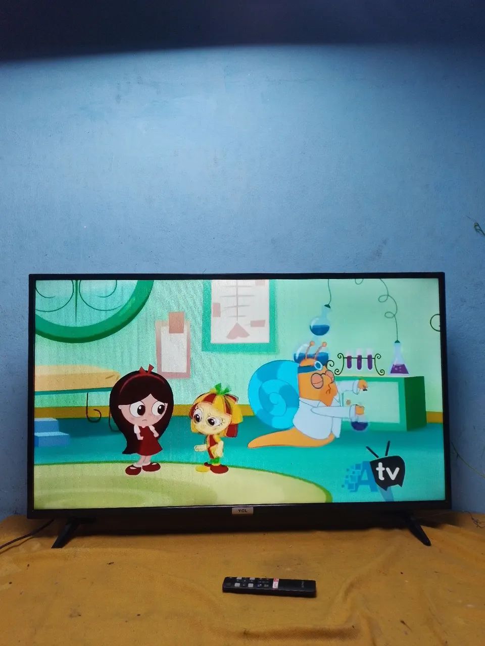 Tv tcl smart Android  - Foto 4