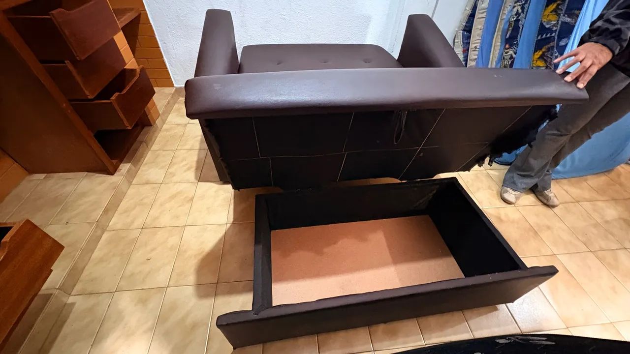 SOFÁ-CAMA COM BAÚ E COLCHÃO APENAS RETIRADA - Foto 5