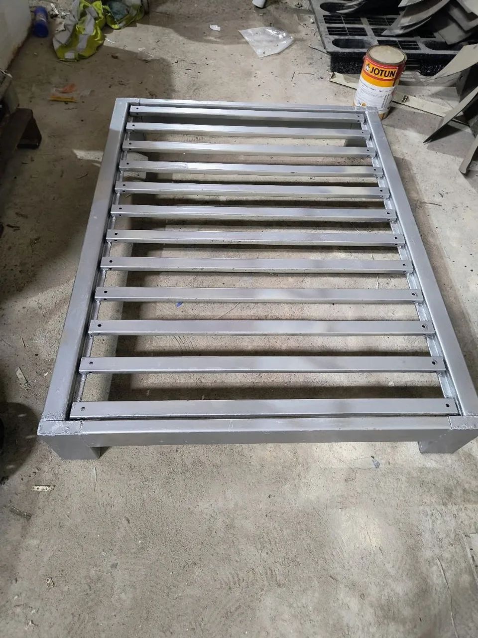 Pallet De Aço Para Frente De Loja Robusto e Resistente  - Foto 2