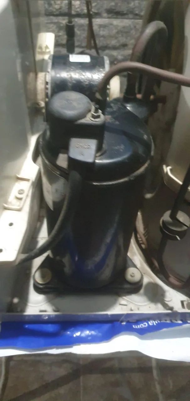 Ar condicionado Springer Midea 12.000 BTUS 