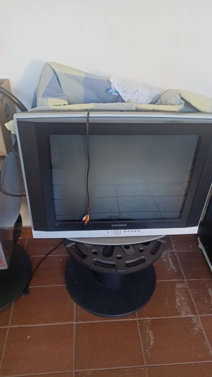 Televisão antiga 