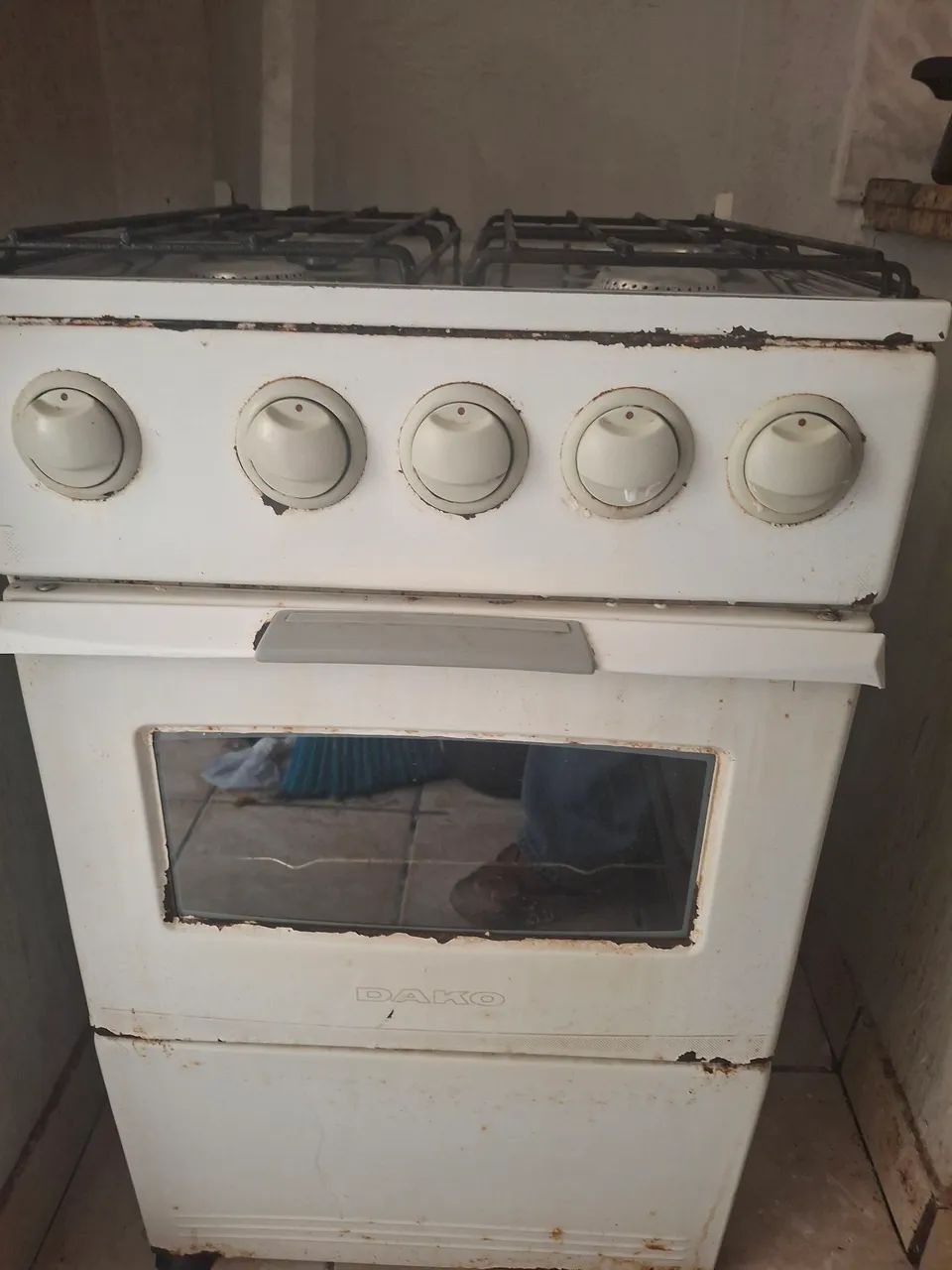Fogão Usado em Bom Estado - Funcionando Perfeitamente