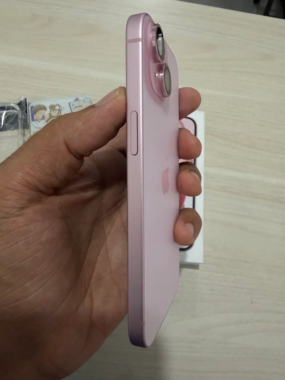 iPhone 15 Pink 512Gb - único dono com nota fiscal - Foto 2