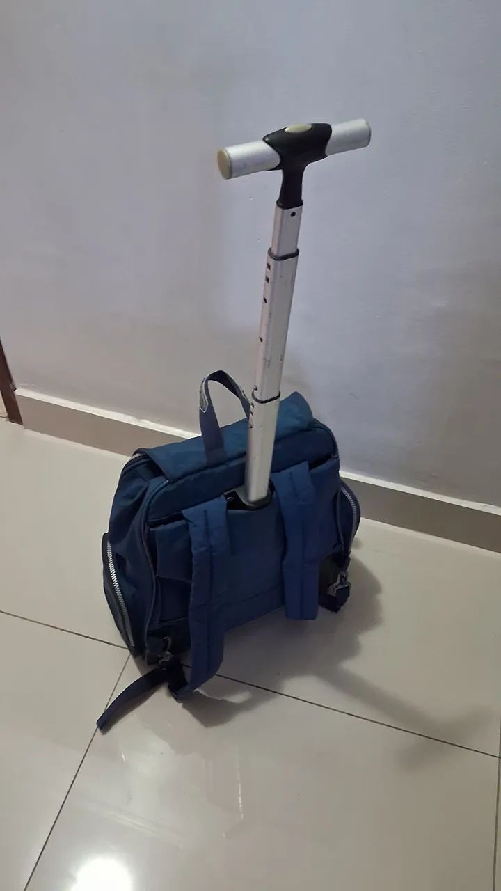Mochila com rodinhas  - Foto 4