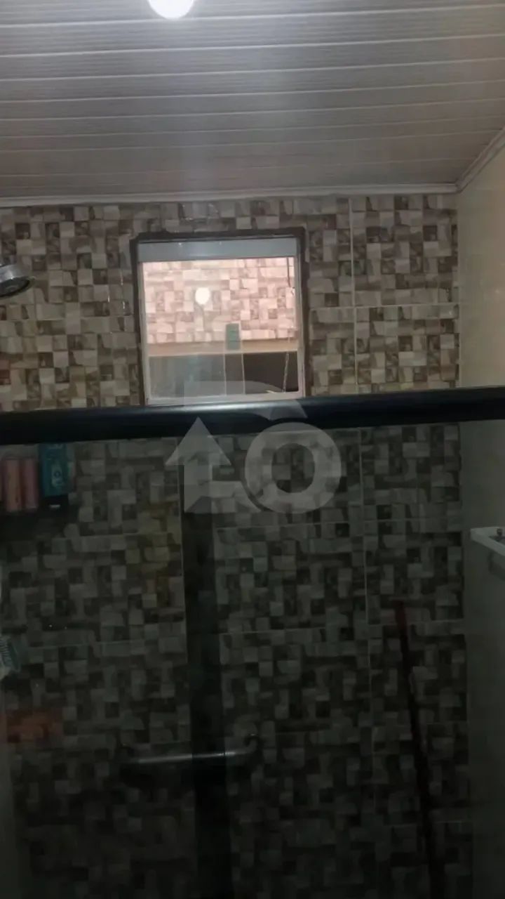 Casa de 180m² no Bairro Dom Luciano com 2 Quartos - Foto 2