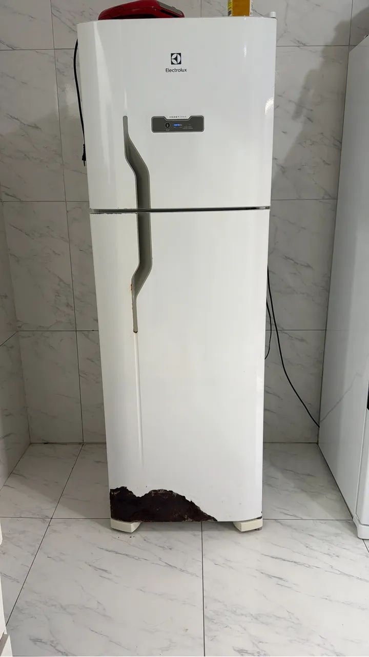 Geladeira seminova ELETROLUX