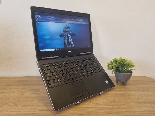 Notebook Dell Precision 7520 - Intel i7 | 512GB SSD | 16GB DDR4