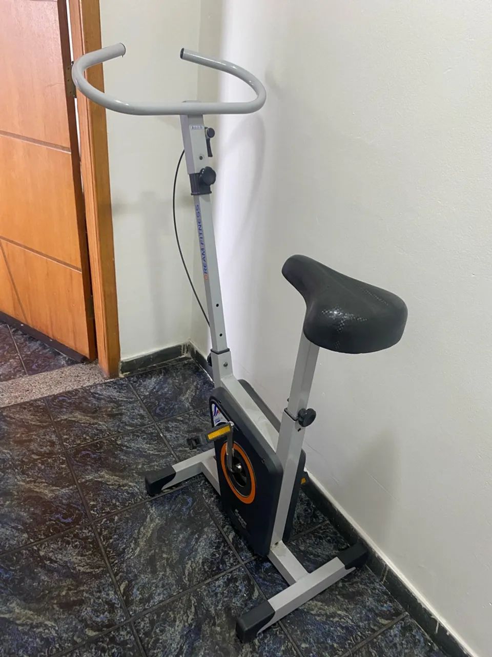Vende-se bicicleta ergométrica - Foto 2