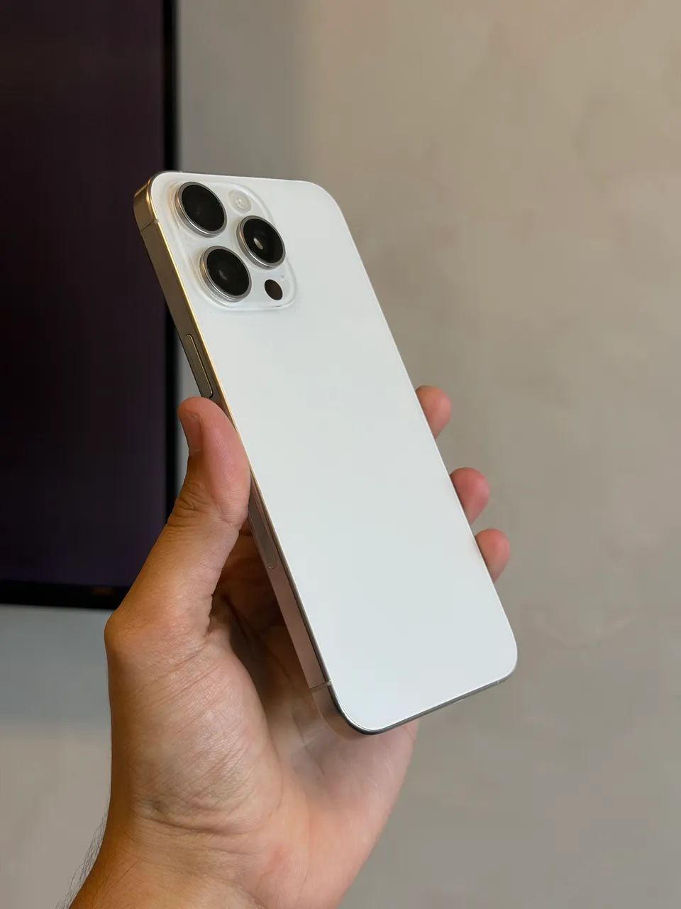iPhone 15 Pro Max 256 Branco Garantia 6 meses