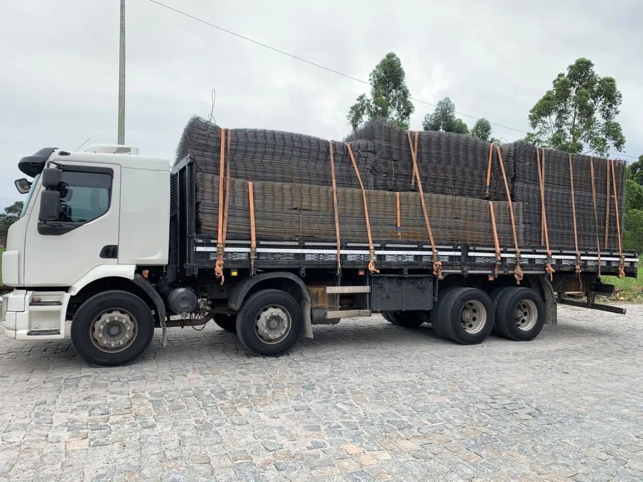 Volvo VM 260 8x2 - Foto 4