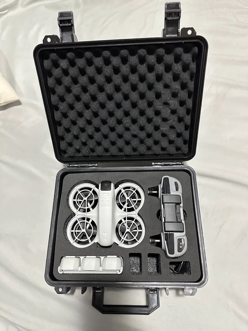 Drone DJI Neo + combo fly more e case de proteção  - Foto 5