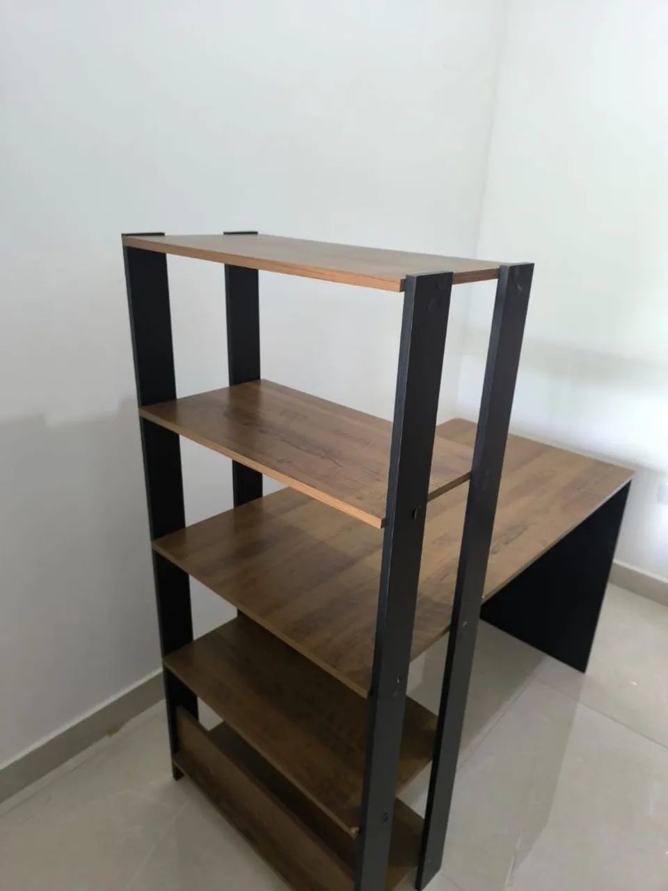Vende escrivaninha 