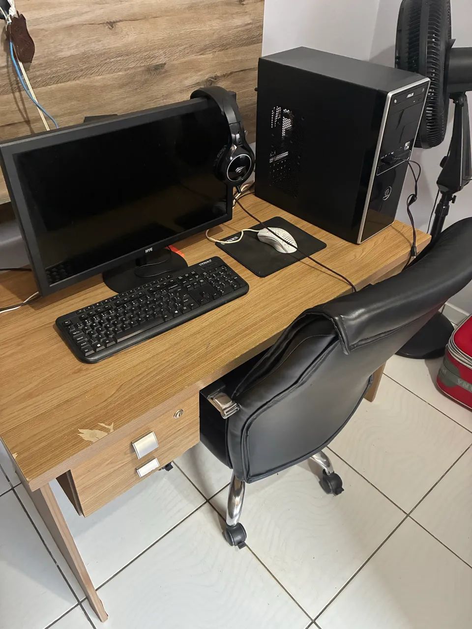 COMPUTADOR COMPLETO COM MESA E CADEIRA! - Foto 5