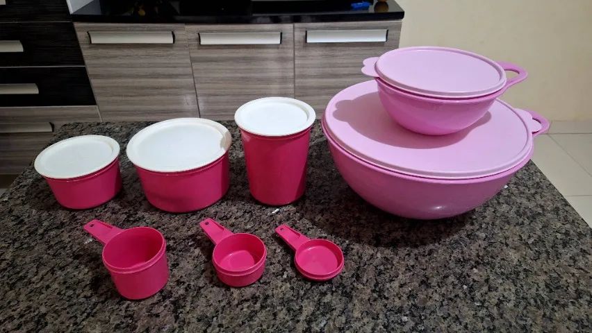 JOGO TUPPERWARE EM PERFEITO ESTADO 