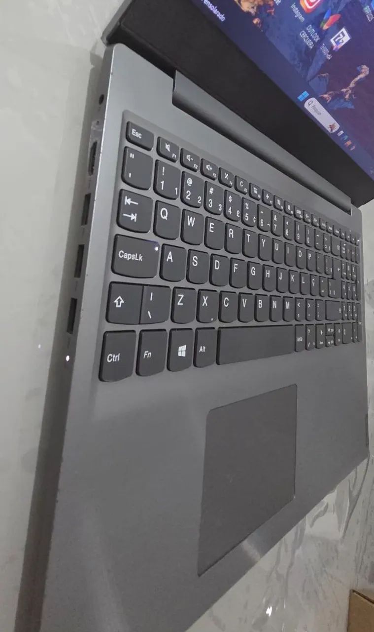 Lenovo Intel Core i5 - 8265U / HDD de 1 Terabyte / 12 GB DDR / WIN11  - Foto 3