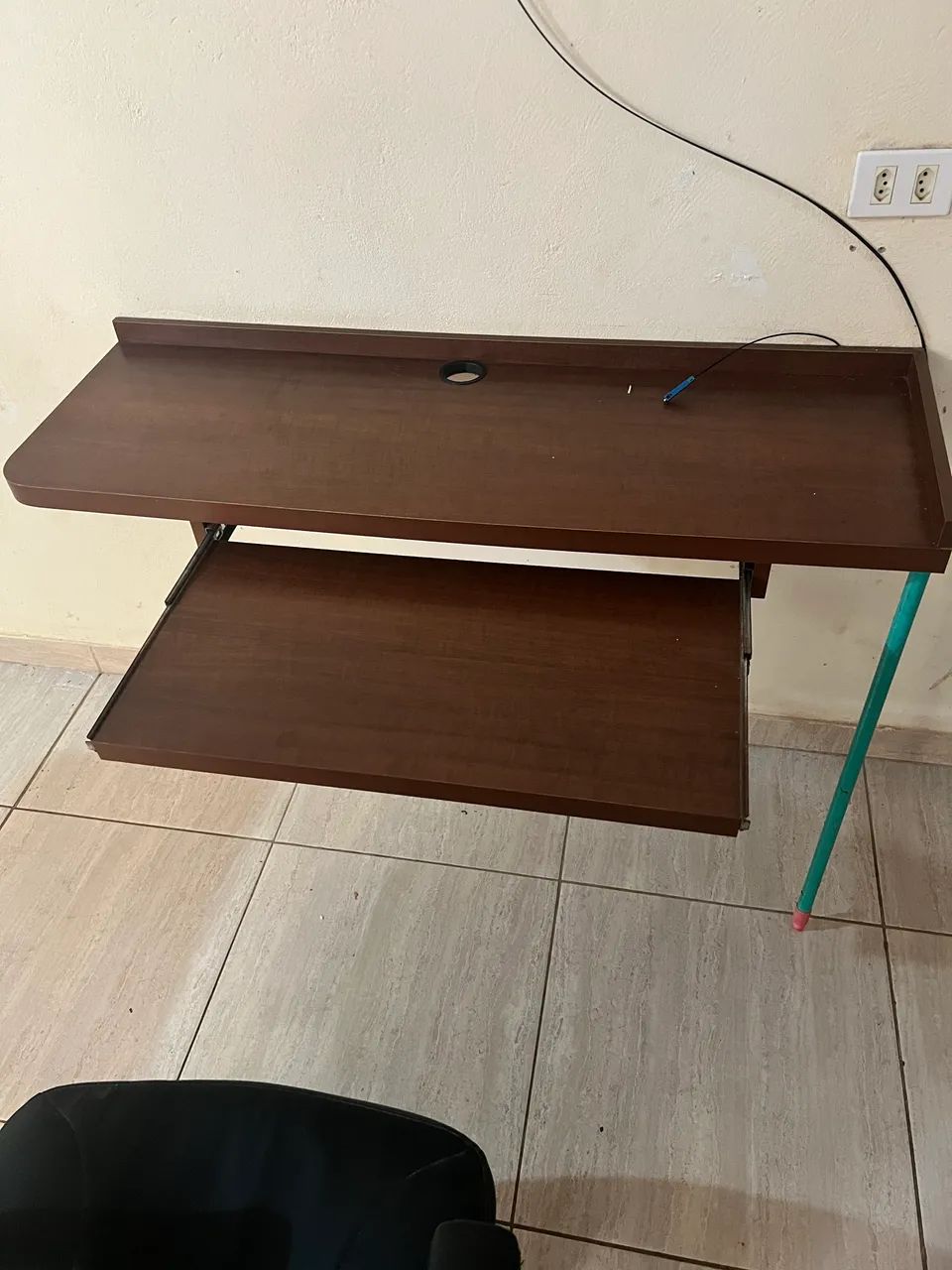 Mesa de computador em MDF 