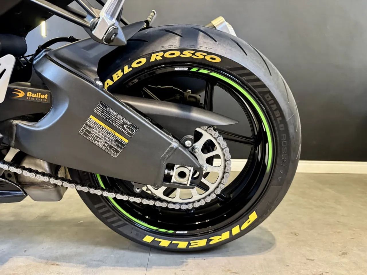 Kawasaki Zx-6r 636cc 2025 - 1486937033 | OLX