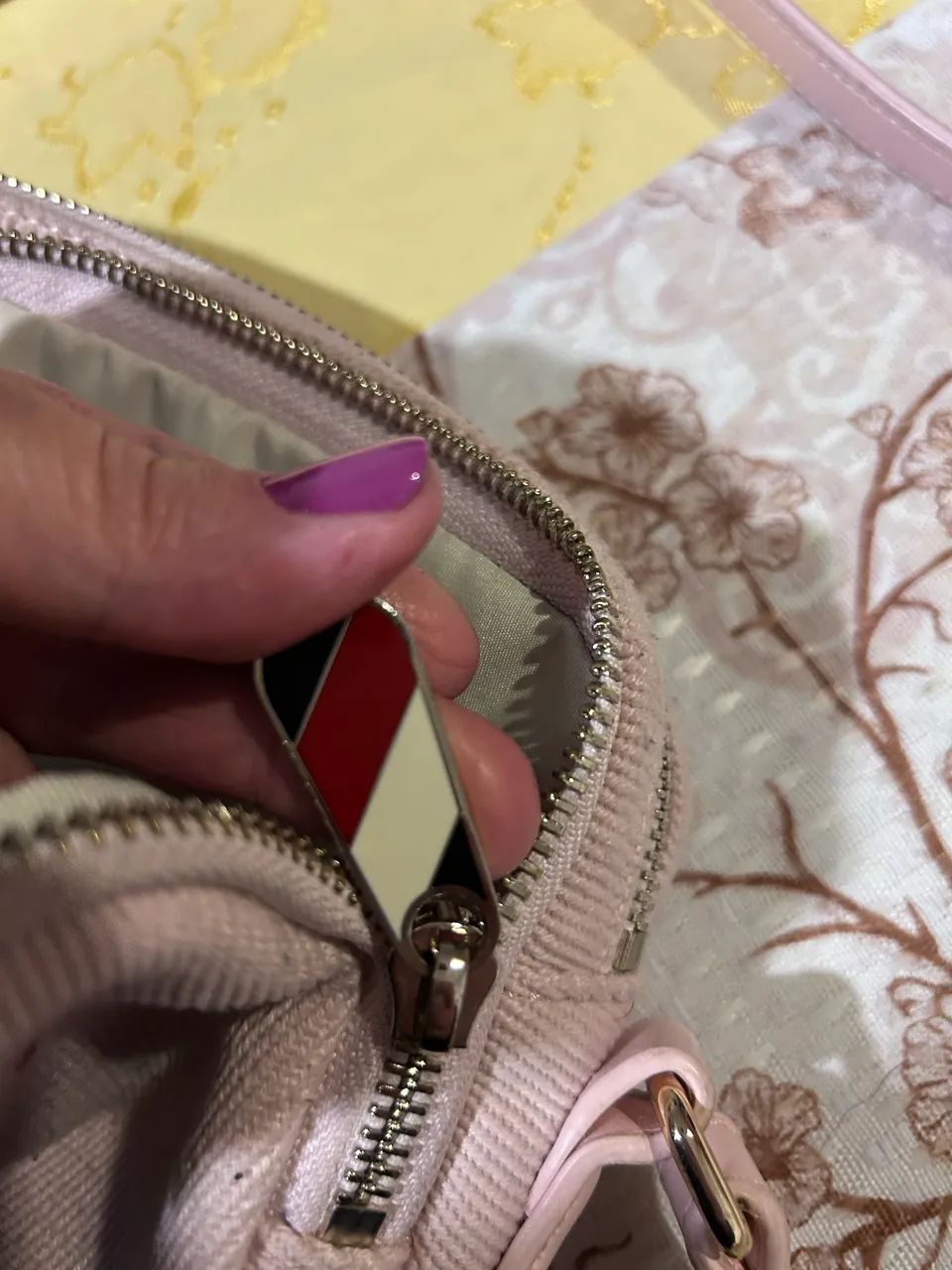 Bolsa Transversal Tommy Hilfiger alça ajustavel Rosa - Foto 2