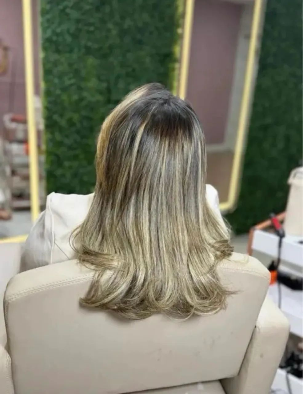 Mega Hair