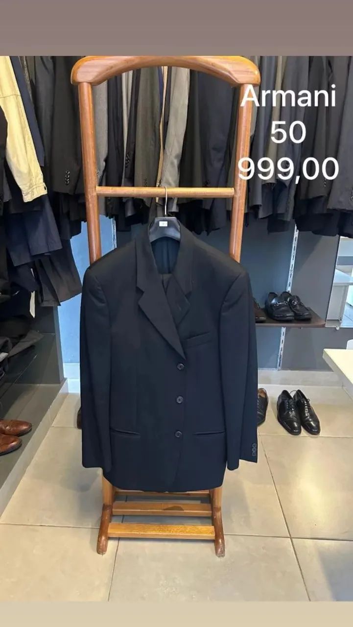 Terno Armani clássico 50 