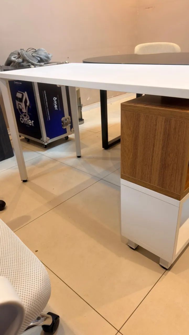Vendo mesa escritório 