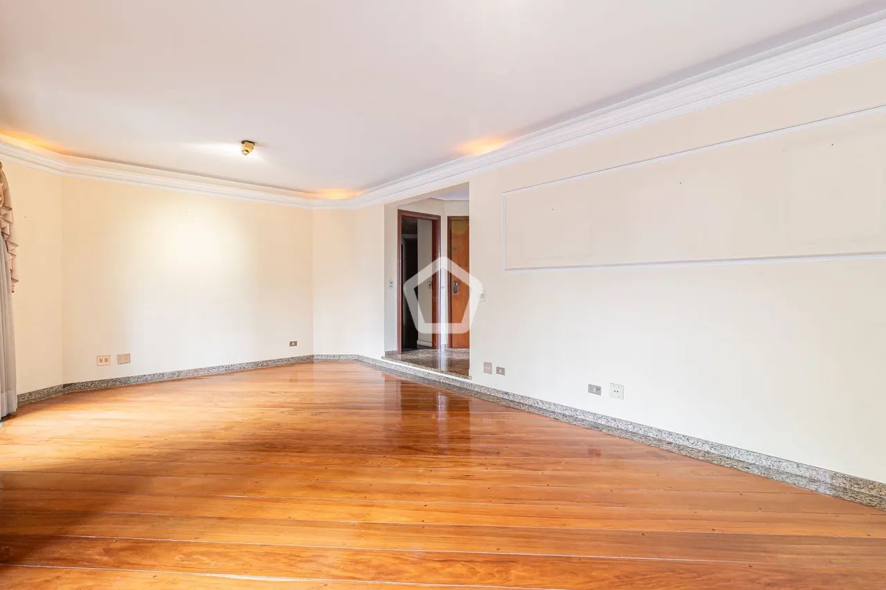 Apartamento em Aclimação - Foto 3