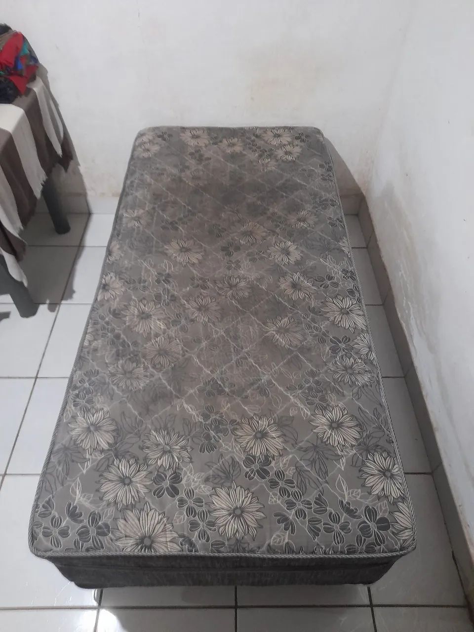 Cama de solteiro 