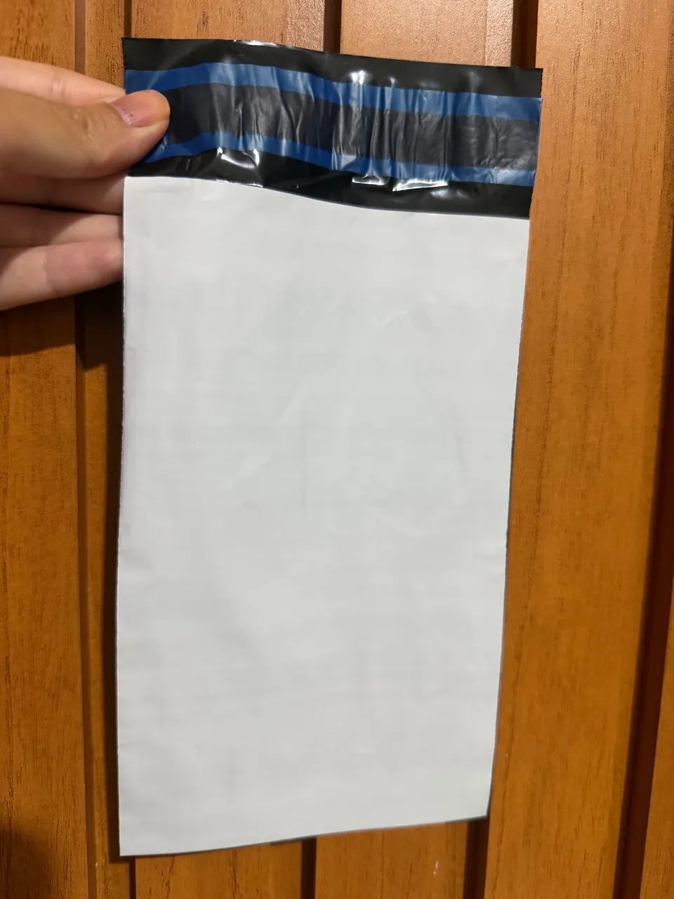 50 envelopes plástico com lacre 12x18 - Foto 2