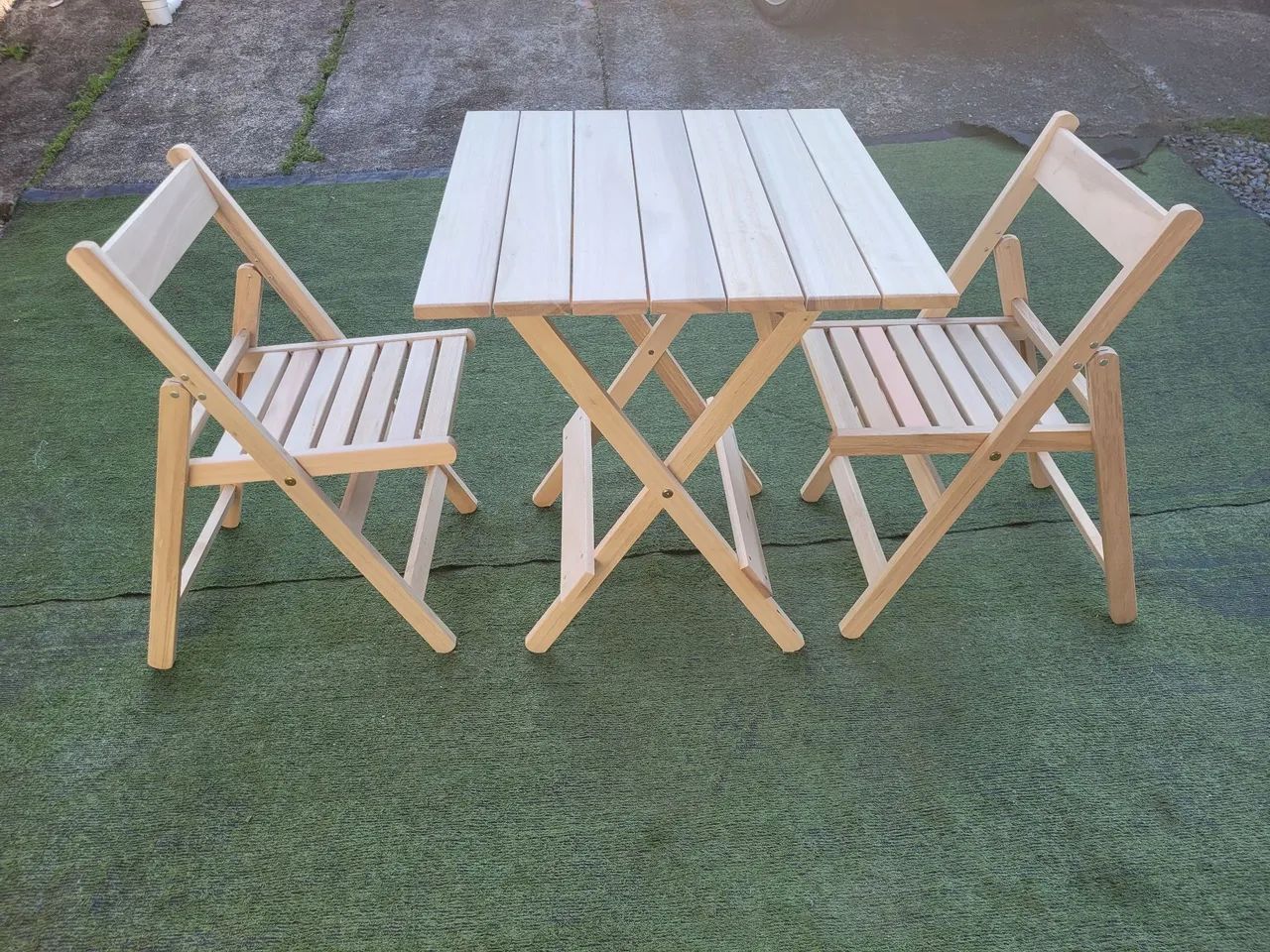 Conjunto de mesa e cadeiras dobráveis eucalipto - Foto 4