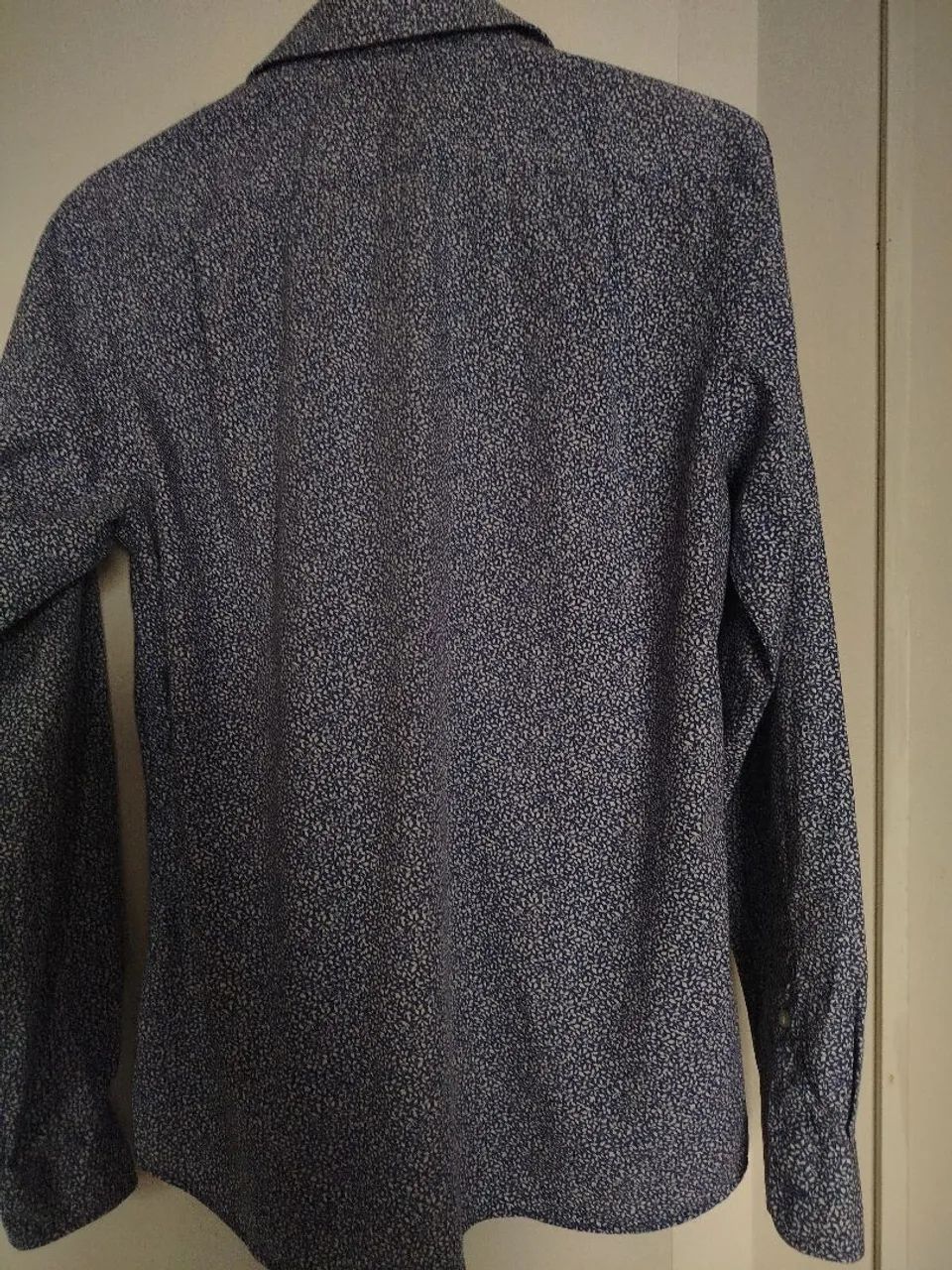 Camisa social Tommy azul e branco M  - Foto 4